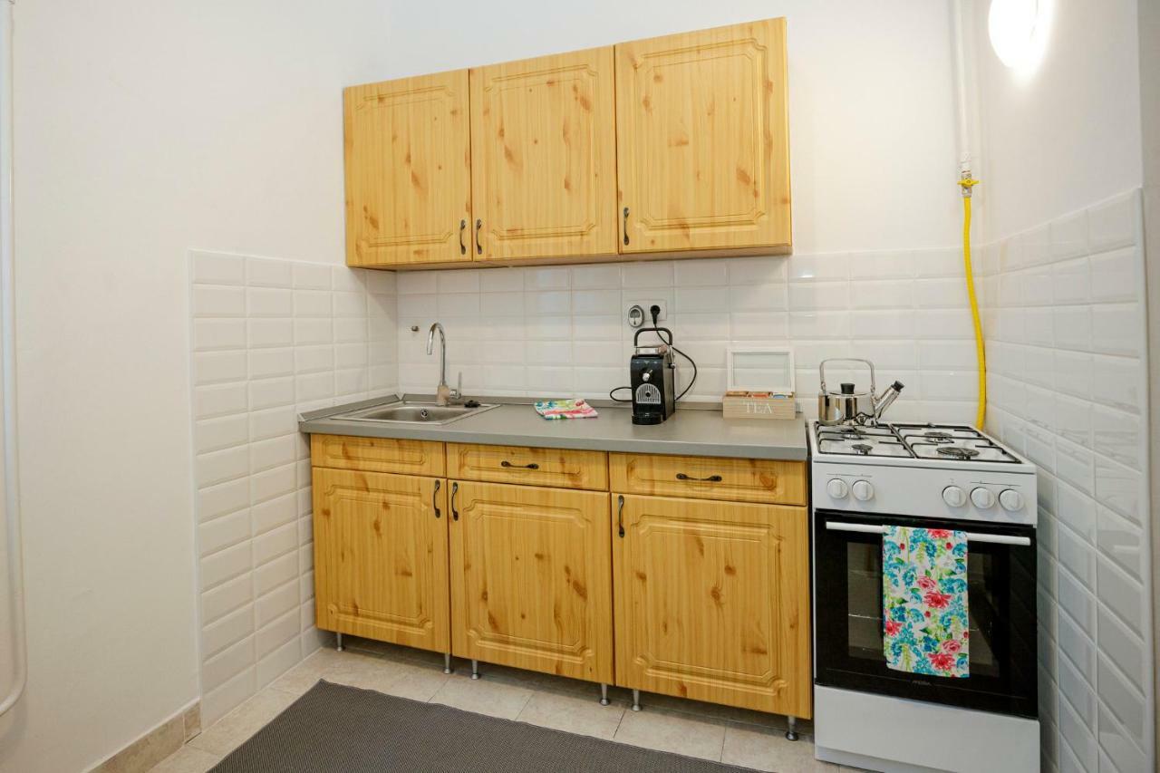 Sophie Apartman Eger Buitenkant foto