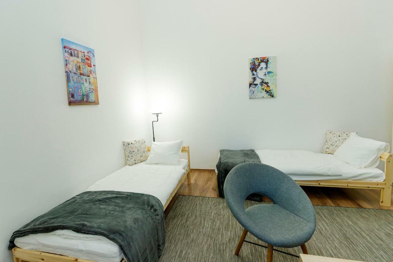 Sophie Apartman Eger Buitenkant foto