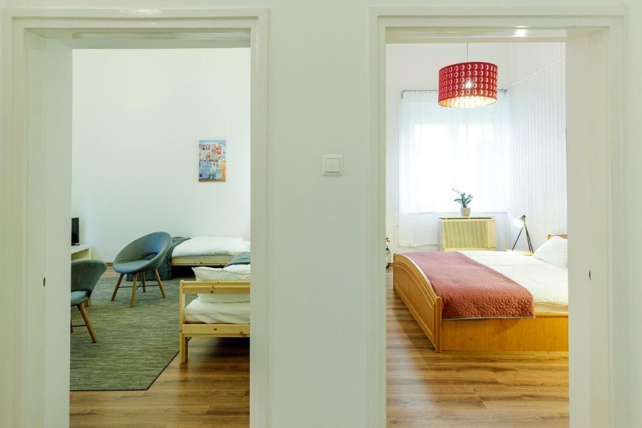 Sophie Apartman Eger Buitenkant foto